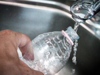 In 2030 stroomt er geen schoon drinkwater meer uit de kraan: 'Niets doen is geen optie'