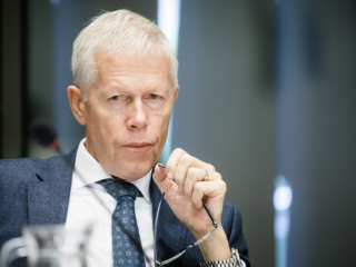 Voormalig AIVD-baas Bertholee waarschuwt: Nederland nog niet klaar voor Russische dreiging