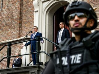 Burgemeester Haarlem: 'Niet wijken voor bedreigingen en op onze post blijven'