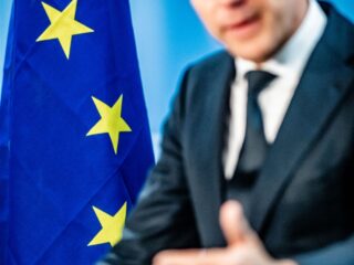 Hoe creëren we een beetje liefde voor de Europese Unie?