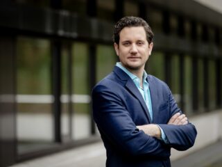 Van onze correspondent... Sjoerd den Daas