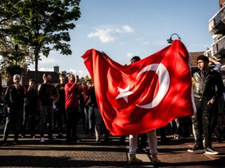 Islamisering van het Westen: 'Turkse religieuze autoriteit roept op tot een wereldwijde jihad'