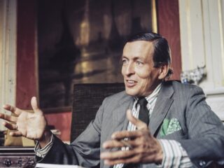 'Ik probeer mij prins Claus weleens voor te stellen in een wereldwijd complot'
