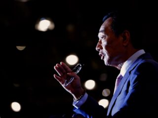 Steenrijke Terry Gou stelt zich kandidaat in Taiwanese presidentsverkiezingen