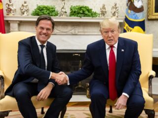 Is het NAVO-bondgenootschap in gevaar door Trump? 'Rutte moet dat zien te voorkomen'