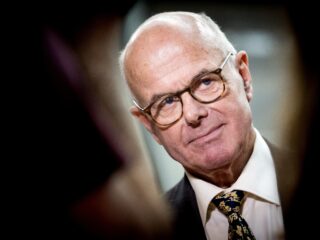 Voormalig topambtenaar Borstlap wil kortere WW-uitkering: 'Dit is voor niemand goed'