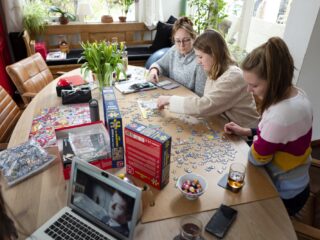 Podcast De Dag: hoe de pleegzorg verder moet na Vlaardingen