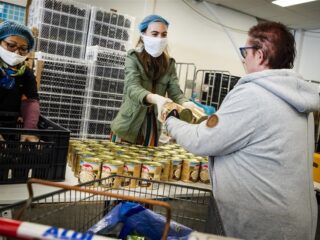 Stand.nl: Kinderen mogen in een rijk land als Nederland niet in armoede leven