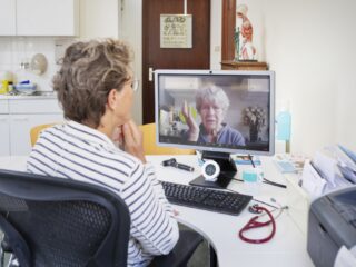 Podcast De Dag: de commerciële huisarts