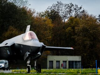 Ulysse Ellian (VVD) wil F-35's op Lelystad Airport: 'Ga achter plan van Tuinman staan!'
