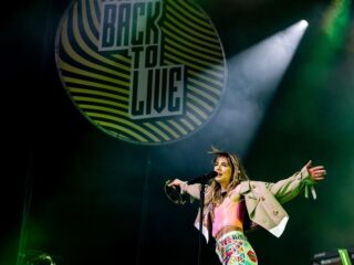 Ook een goed liedje schrijven? Volg dan de vier tips van deze singer-songwriterdocent