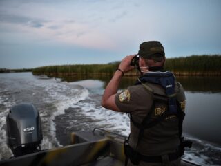 Griekenland voert systematisch pushbacks uit, stelt Europese Hof voor de Rechten van de Mens