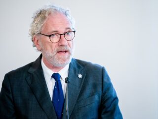 Vicepresident Raad van State roept politiek op tot realiteitszin