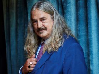 Illegaal gekopieerde boeken van tientallen Nederlandse en Vlaamse schrijvers gebruikt voor trainen AI