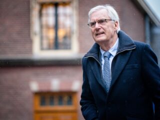 Oud-minister Knapen over 'effectloze' westerse sancties tegen Rusland: 'Westen heeft onjuist zelfbeeld dominantie'