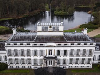 Wie waren de vrouwen van Soestdijk?