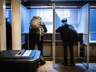 Waarom hebben sociaaldemocratische partijen het zo moeilijk?