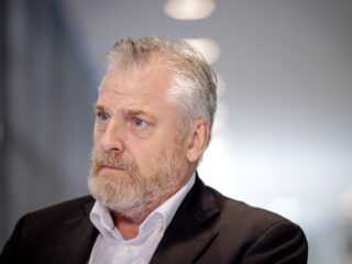 Spotters zijn de ogen van de onderwereld: 'Mijn leven wordt beheerst door het vermijden van routine'