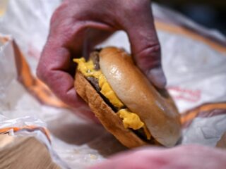 Tsjechië viert (nog steeds) opening McDonald's van 31 jaar terug