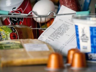 Prijzen stegen meer dan nodig: 'Parlement, aan de bak'