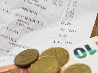 'Een drukke studie én tegelijk geld moeten verdienen eist zijn tol'