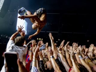 Met hersenschudding op Lowlands: ervaar het voor de wetenschap