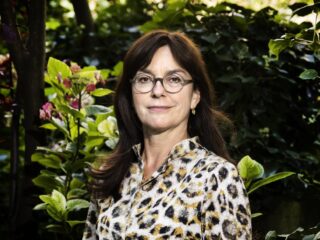 Voorzitter-MIT Jolande Sap: 'Maak de maatschappelijke impact COVID leidend'