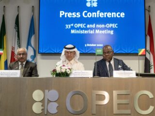 Crisis bij OPEC: hoe een Venezolaanse balling een wereldkartel oprichtte