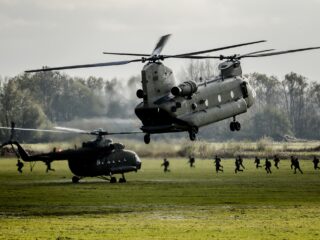 Onderzoek Ipsos I&O: helft Nederlanders is voor Europees leger, toename zorgen over veiligheid