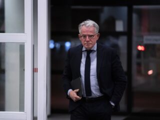 Burgemeester Groningen Koen Schuiling: 'Minder dan 50 procent vertrouwen in ruimhartige afhandeling'