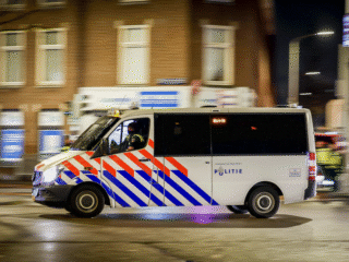 Mag je als politieagent te hard rijden in het verkeer?