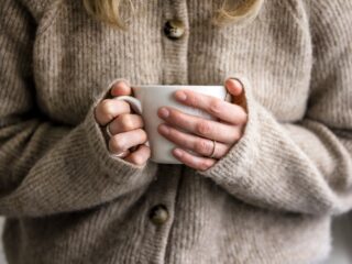 Natascha kreeg gezondheidsproblemen door sterilisatie-implantaat Essure: 'Blij dat farmaceut voor rechter staat'