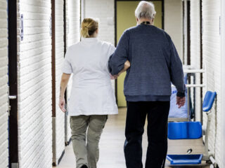 Het empathische huis ontlast mantelzorgers: 'Zo behouden ouderen met dementie hun dagelijks ritme'