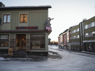 Schrijver wil de vertaling van zijn eigen boek verbranden