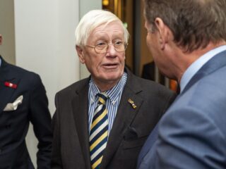 Oud-VVD-leider Hans Wiegel (83) overleden