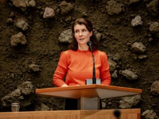 Esther Ouwehand: 'Kabinet kan nog even volhouden, maar het ziet er niet goed uit'