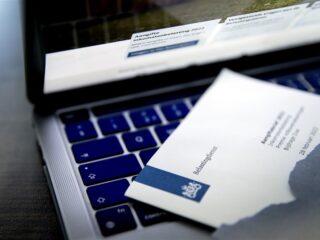 Stand.nl: 'We moeten meer belasting gaan betalen om bezuinigingen te voorkomen'