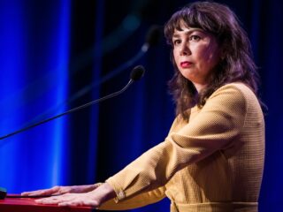 Eerste Kamervoorzitter Mei Li Vos: onwenselijk als Senaat asielwetten behandelt zonder novelle