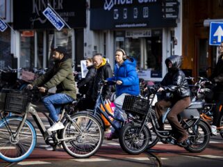 Hoe kunnen we verkeersongevallen met e-bikes verminderen?