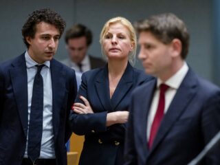 Groot deel oppositie zegt vertrouwen op in kabinet na Kamerdebat