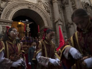 Wat is anno 2023 de rol van de katholieke kerk in Spanje?