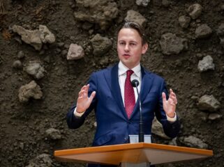 Henk Nijboer (PvdA) over Voorjaarsnota: 'Geschrokken om bezuinigingen op onderwijs'