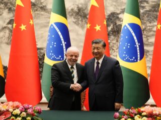Braziliaanse president Lula haalt banden met China stevig aan