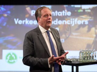 Steeds meer verkeersovertreders naar CBR, maar cursus niet zaligmakend