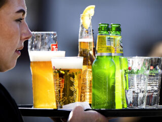 Alcohol is ongezond, maar vertelt volgens filosoof niet het hele verhaal