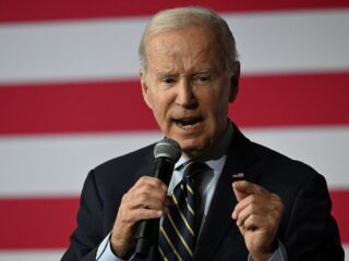 Journalist Pjotr Sauer: 'Alle hoop op Biden voor vrijlating boezemvriend Gershkovich'