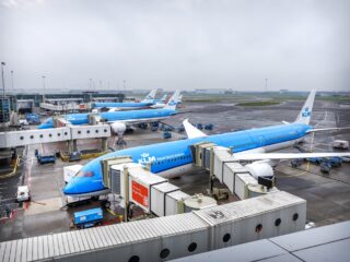 ‘KLM hield rapport tegen over alternatief voor krimp Schiphol’