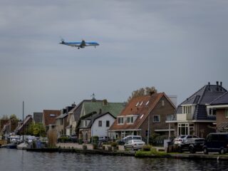 Hoe een groep burgers gelijk kreeg in de Schiphol-rechtszaak tegen de overheid