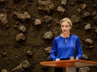 Nabestaanden vinden straf op wegmaken lijk te laag: BBB wil strafmaat verdubbelen