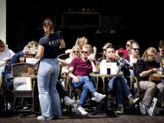 'Wachten met terugvragen coronasteun wekt valse hoop'